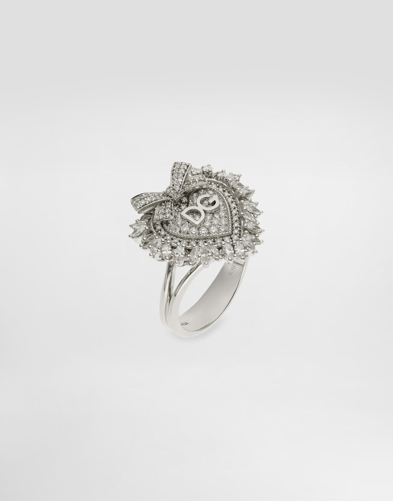 Ringa Dolce & Gabbana Dolce & Gabbana Devotion Heart Ring, 18K White Gold with Diamonds, Size 56 Metallisk | WRND1KWWH0180001, 1