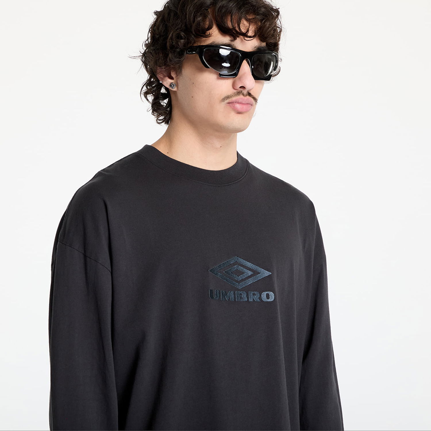 Sweatshirt Umbro Umbro OG Logo Long Sleeve T-Shirt Svart | UBMW0237JY54 BLK0020, 1