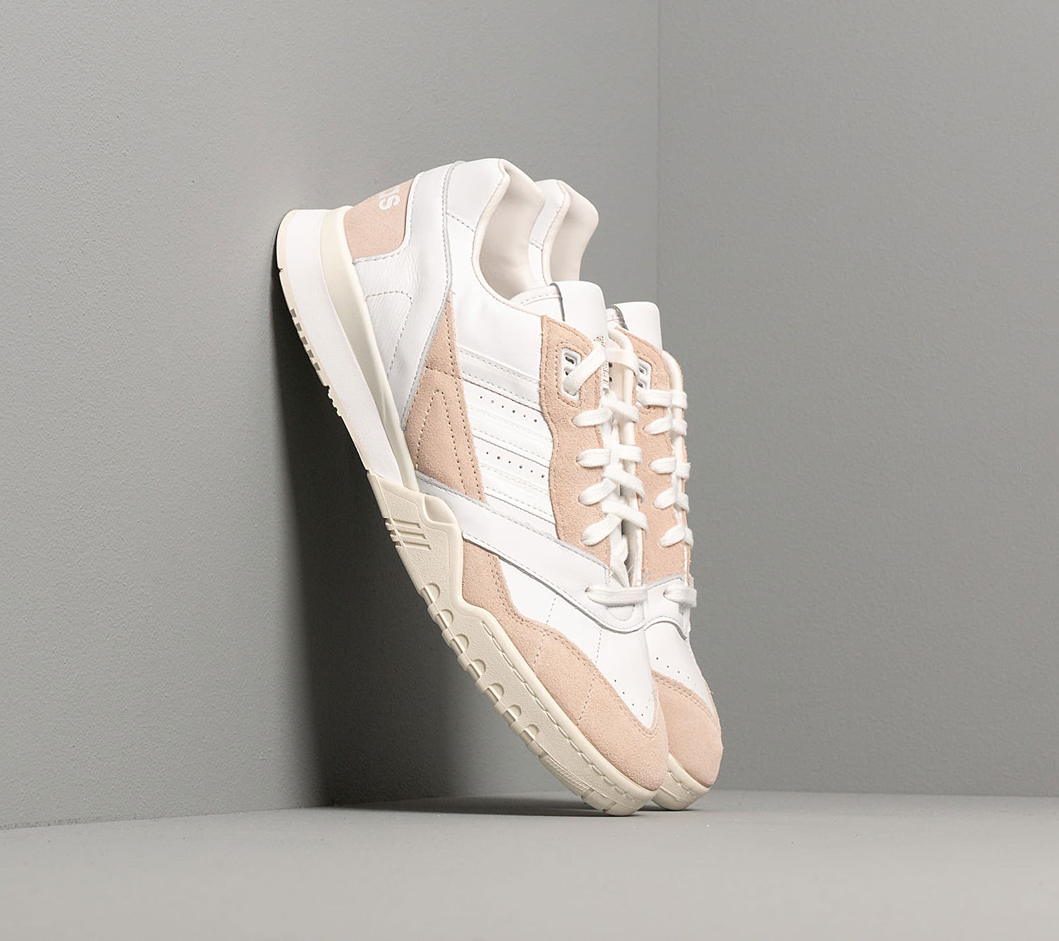 Sneakers och skor adidas Originals A.R. Trainer Vit | EG5150, 0