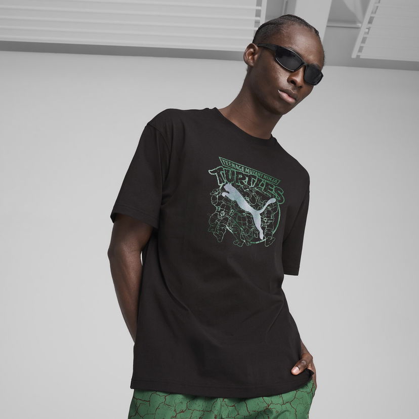 T-shirt Puma PUMA x TMNT Relaxed Fit Graphic Tee Svart | 630099_01