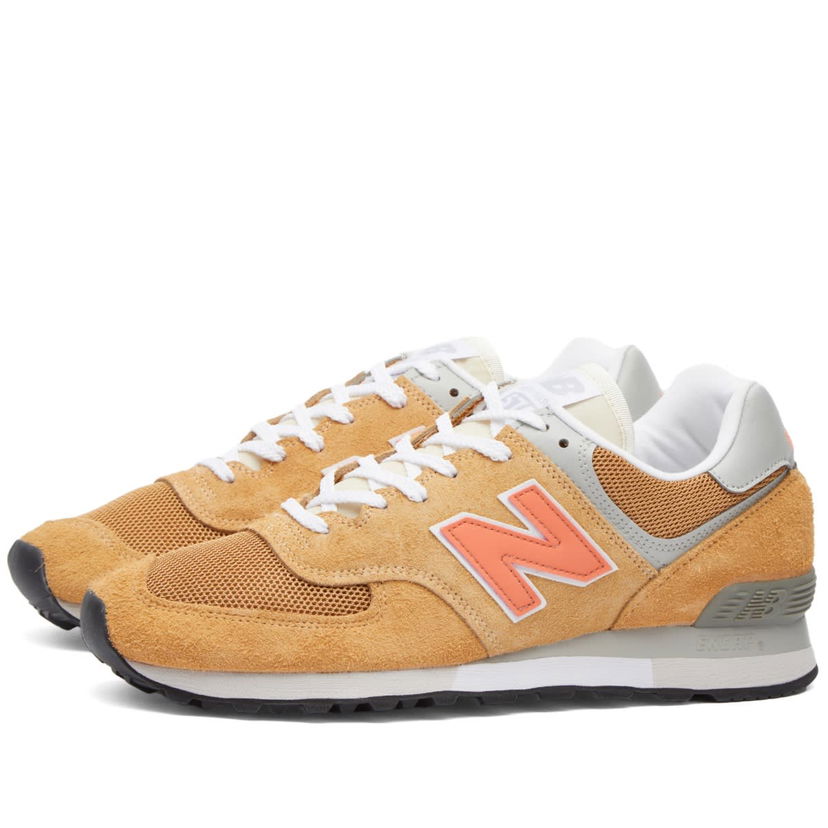 Sneakers och skor New Balance Men's OU576COO - Made in UK Sneakers in Latte, Size UK 10 | END. Clothing Orange | OU576COO