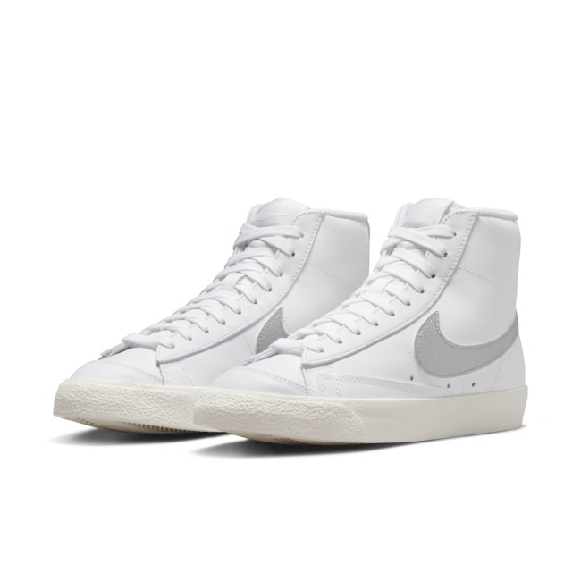 Sneakers och skor Nike Blazer Mid '77 ESS Vit | DQ7574-100, 1