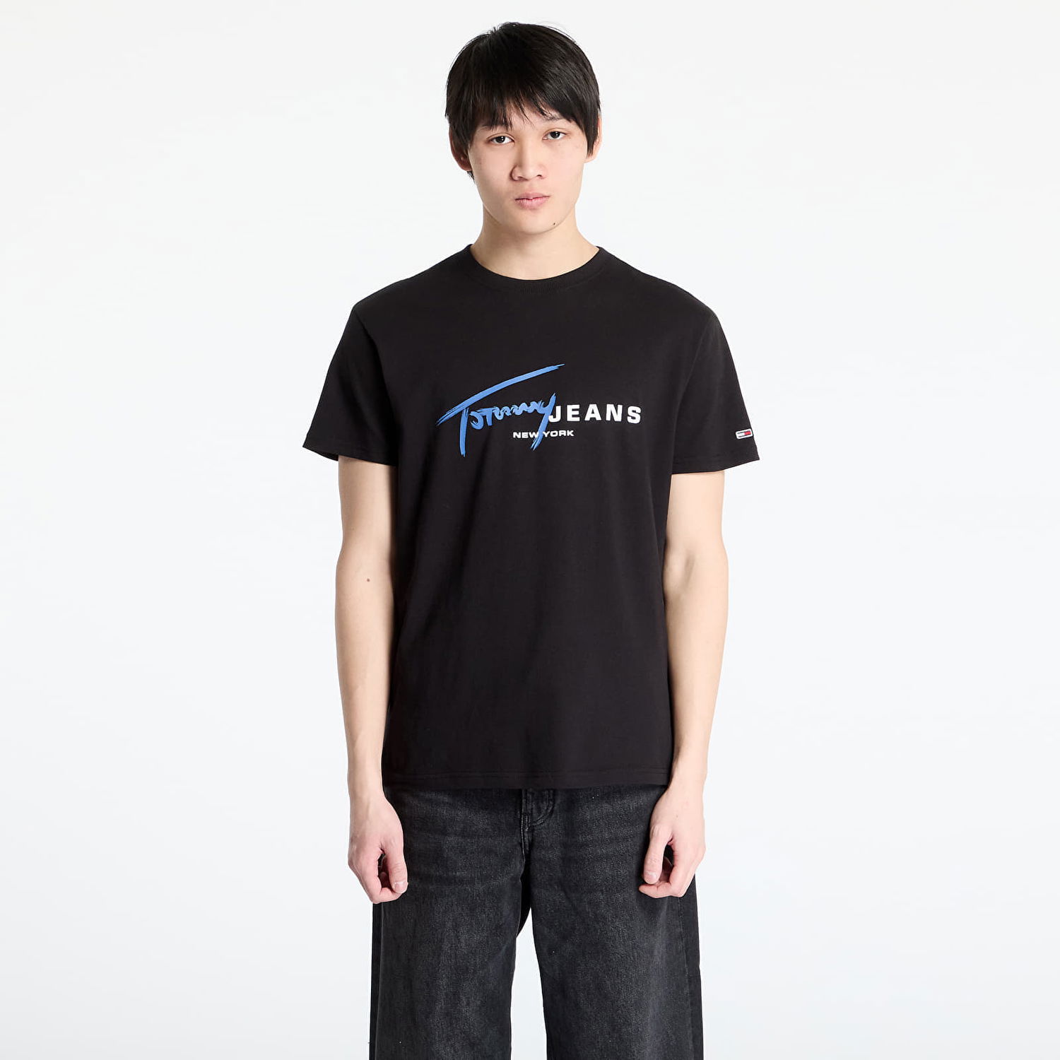 T-shirt Tommy Hilfiger Tommy Jeans Signature Dna Regular Fit Tee Svart | DM0DM20817 BDS, 0