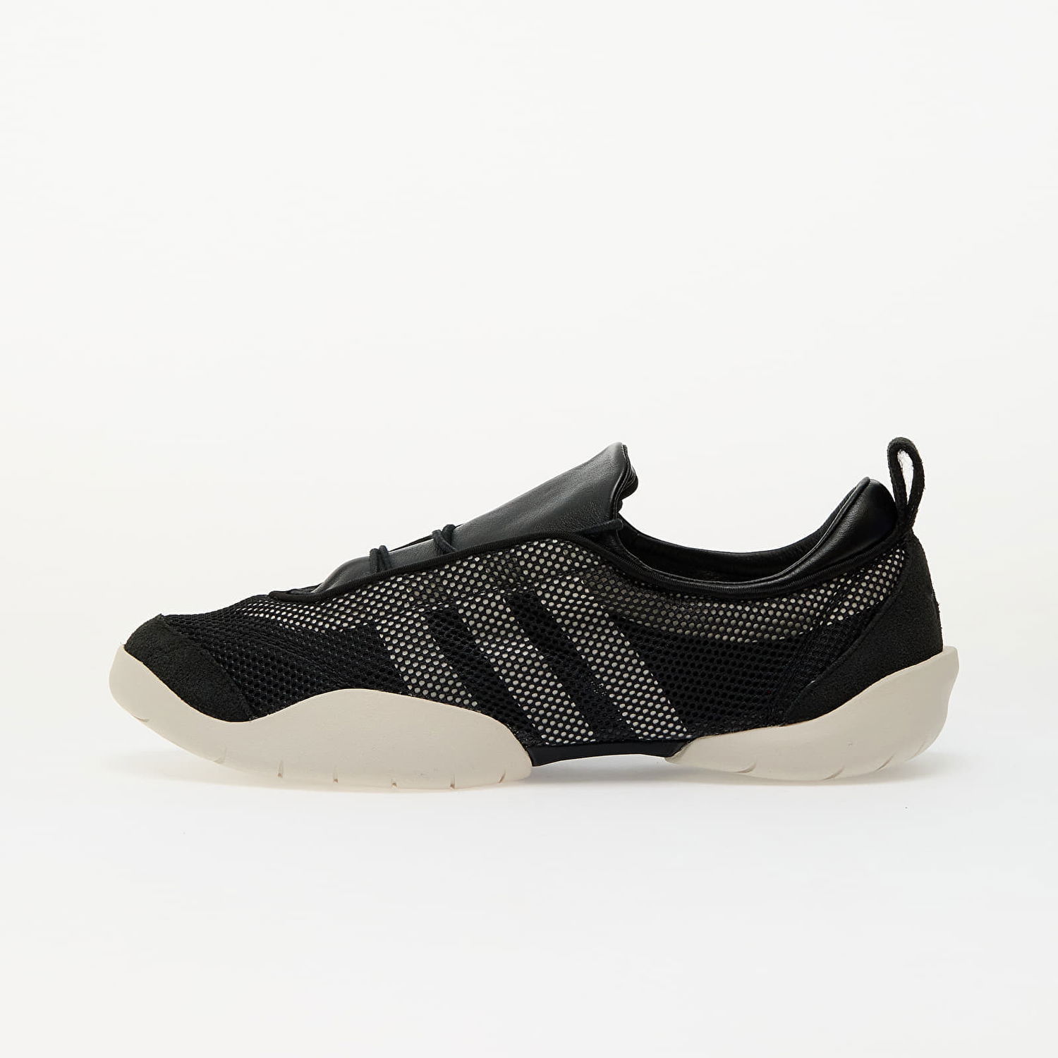 Sneakers och skor Y-3 Regu Black/ Talc/ Black Svart | JH8063, 0