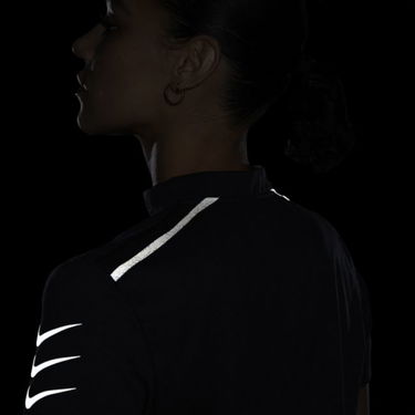 T-shirt Nike Dri-FIT ADV Run Division Svart | dm7747-010, 3