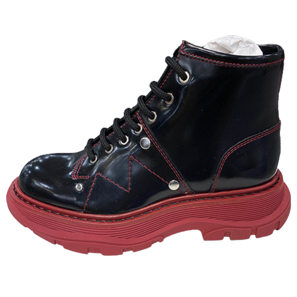 Sneakers och skor Alexander McQueen Alexander Mcqueen Studded Polished Leather Ankle Boots Svart | 595469WHQSG1169, 0