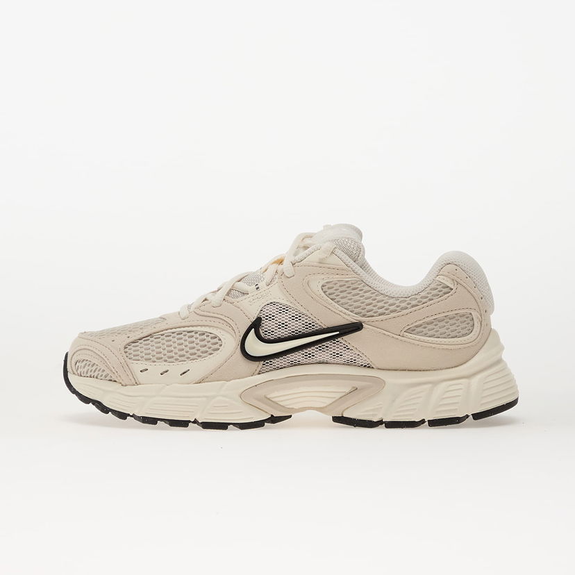 Sneakers och skor Nike V5 Rnr EUR 42 Beige | II6294-100