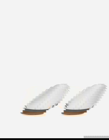 Sneakers och skor Dolce & Gabbana Patent Leather Ballet Flats With Metal Logo Vit | D11141A132887682, 2