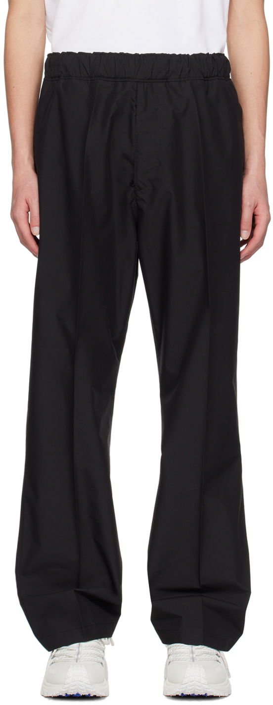 Byxor Moncler Black Patch Trousers Svart | J10912A00040597CT