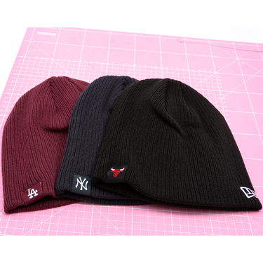 Mössa New Era MLB Essential Skully Beanie NY Yankees One Size (56-59 cm) Svart | 60691110, 1