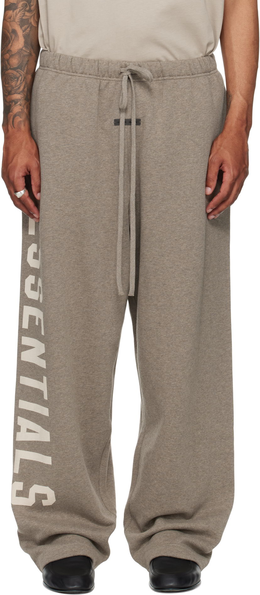 Träningsbyxor Fear of God Fear of God ESSENTIALS Lounge Fleece Sweatpants Grå | 130SP254323F