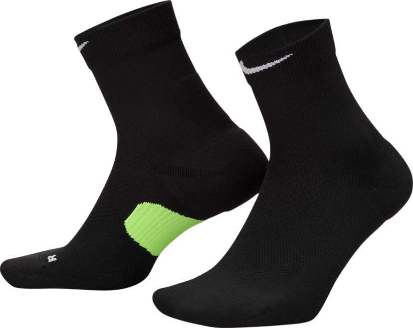 Strumpor Nike Fast Midweight Performance Ankle Socks Svart | hv6935-010