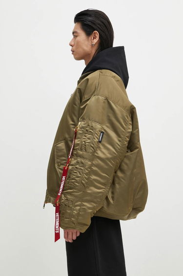 Bomberjacka VETEMENTS Cargo Reversible Bomber Jacket Grön | UA66JA300E, 2