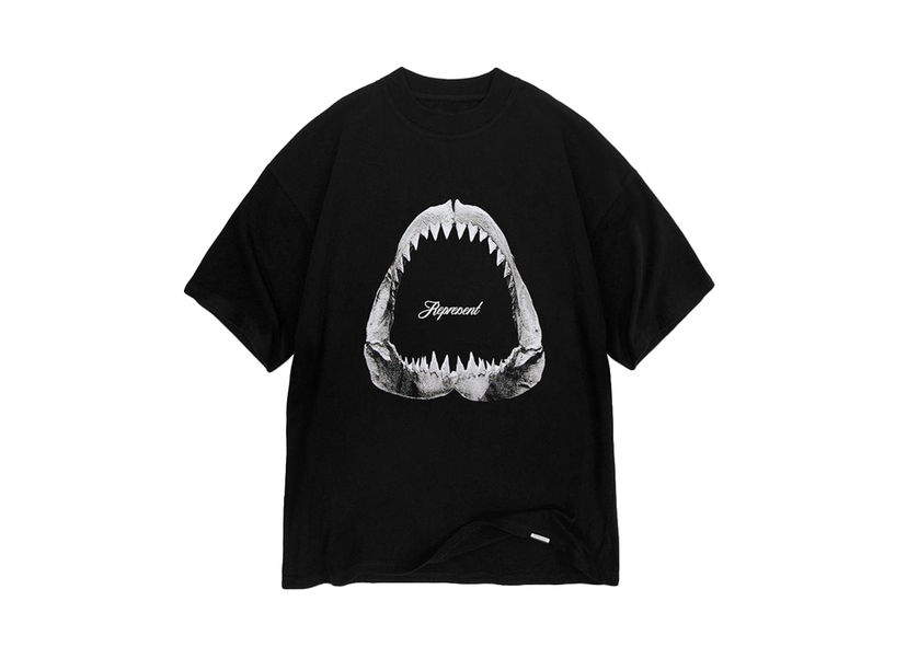 T-shirt Represent Clo Represent Shark Jaws T-shirt Off Black Svart | M05237-171