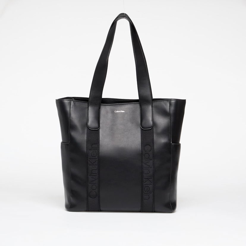 Axelväska CALVIN KLEIN Bag Webbing Strap Tote Black Universal Svart | LV04F3289G 2QP
