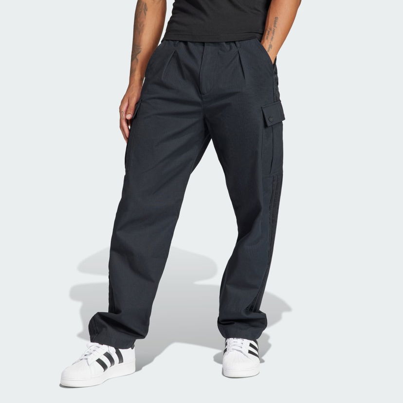 Cargo byxor adidas Originals Premium Essentials+ Cargo Pants Svart | IR7737