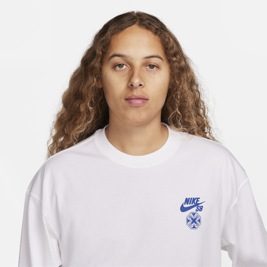 T-shirt Nike SB Di'Orr Greenwood x Max90 Vit | FZ0357-100, 4