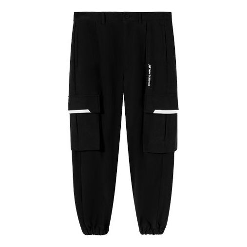 Cargo byxor New Balance Cargo Pants Svart | AMP04371-BK