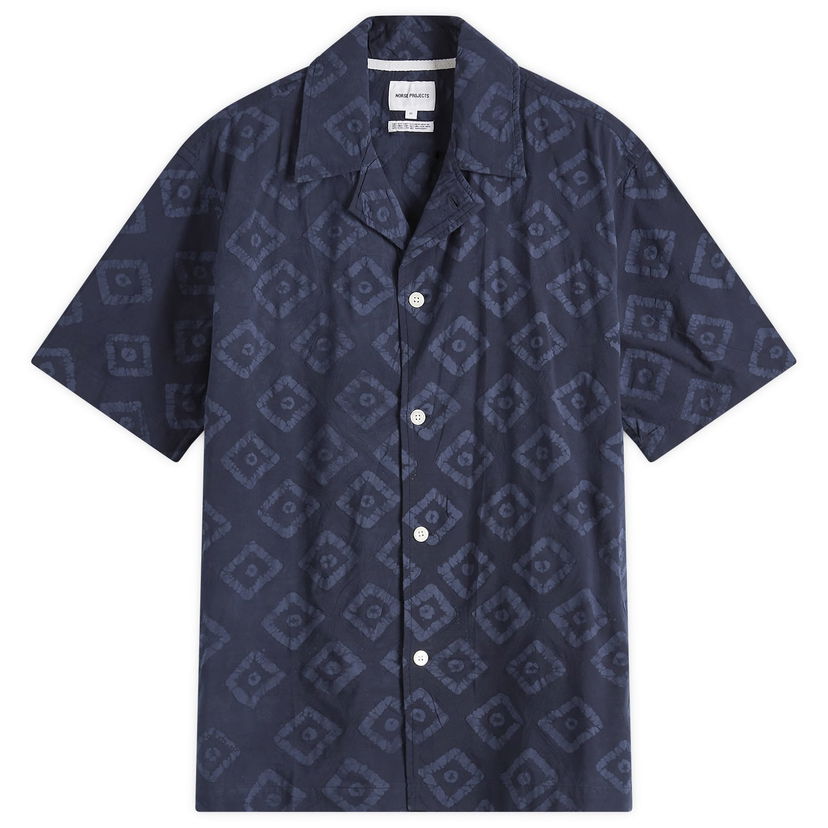 Skjorta NORSE PROJECTS Norse Projects Mads Batik Vacation Shirt, Size Large Mörkblå | N40-0833-7004