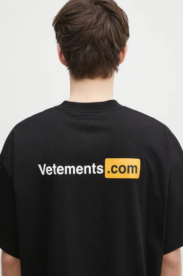 T-shirt VETEMENTS Black '.Com' T-Shirt Svart | UA66TR750B, 3