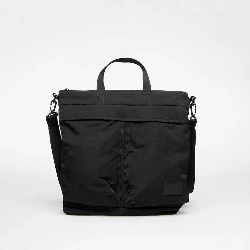 Tygpåse CALVIN KLEIN Calvin Klein Jeans Metro Nylon Helmet Bag Svart | LV04G3130G UB1