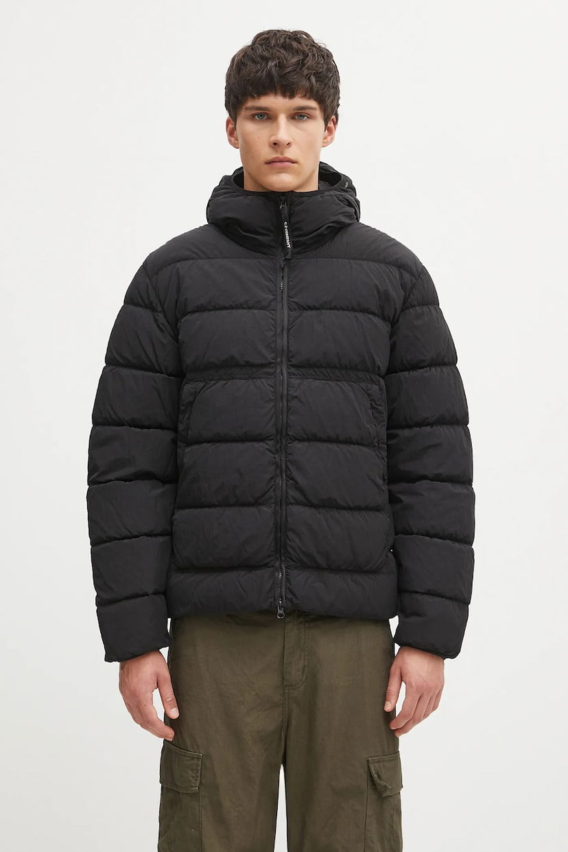 Pufferjacka C.P. Company Winter Puffer Jacket Svart | 19CMOW011A005904G