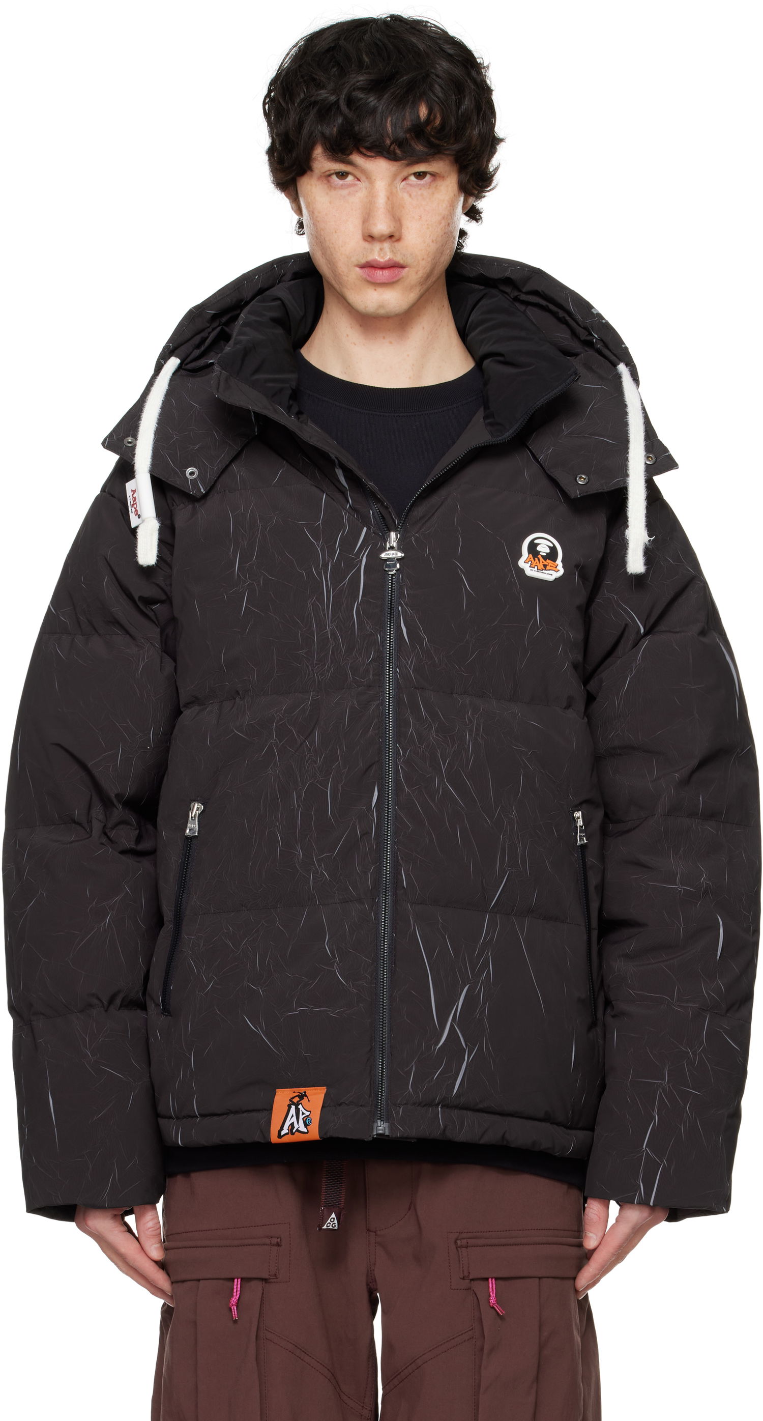 Pufferjacka AAPE by A Bathing Ape AAPE by A Bathing Ape Moonface Logo Camo Hooded Down Jacket Svart | AAPDNM7665XXNBKX, 0