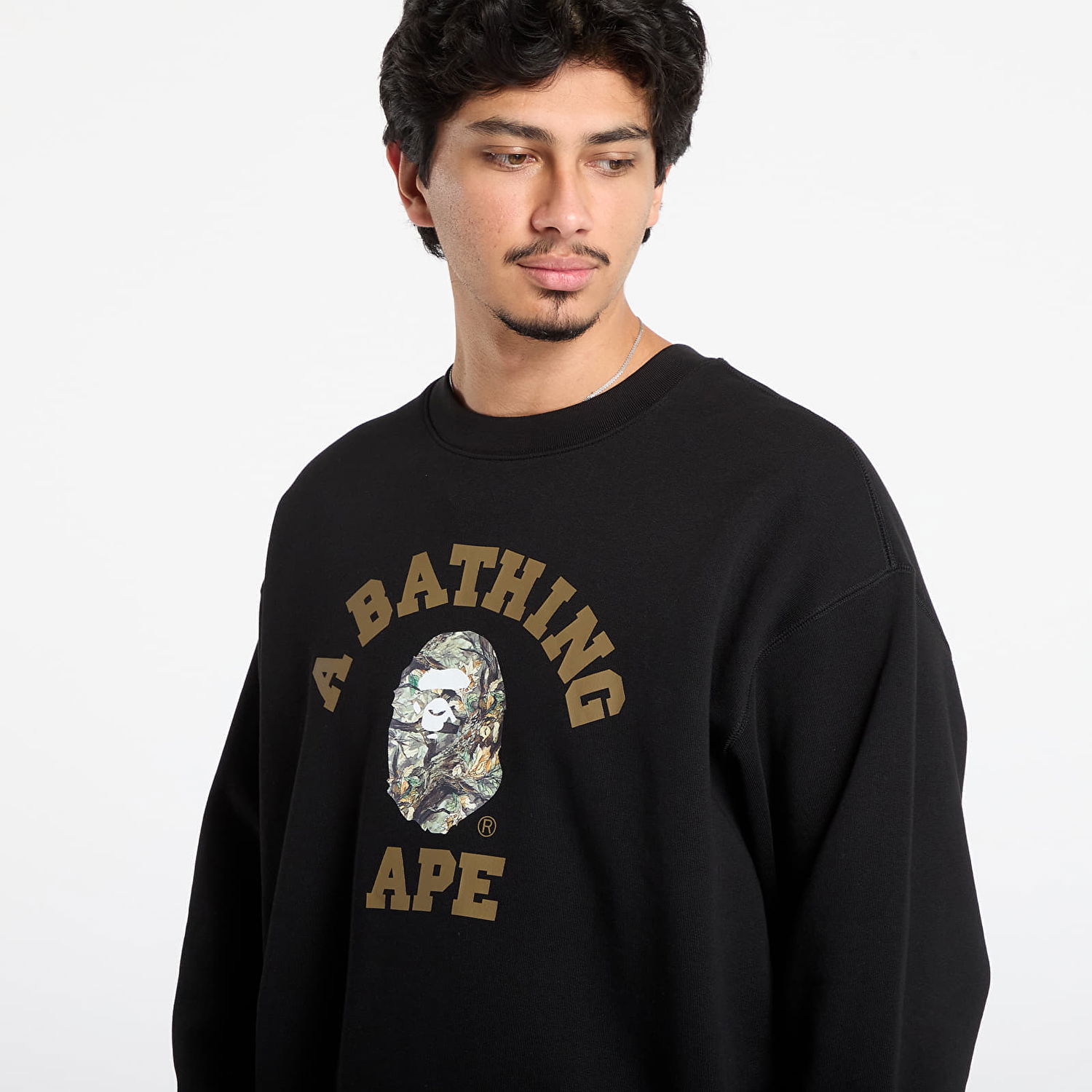 Sweatshirt BAPE Tree Edge Camo College Relaxed Fit Crewneck Sweatshirt Svart | 001SWL801301MBLK, 1