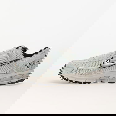 Sneakers och skor Nike Zoom Vomero 5 Light Silver Chrome W Grön | FN6742-001, 0