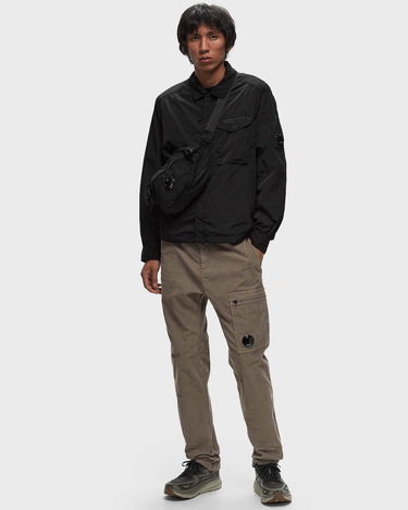 Jacka C.P. Company CHROME-R LENS OVERSHIRT Svart | 17CMOS095A005904G-999, 1