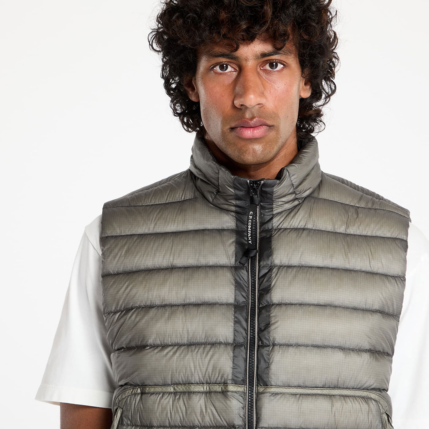 Väst C.P. Company C.P. Company DD Shell Lens Down Vest Grå | 18CMVE201A006099A-935, 1