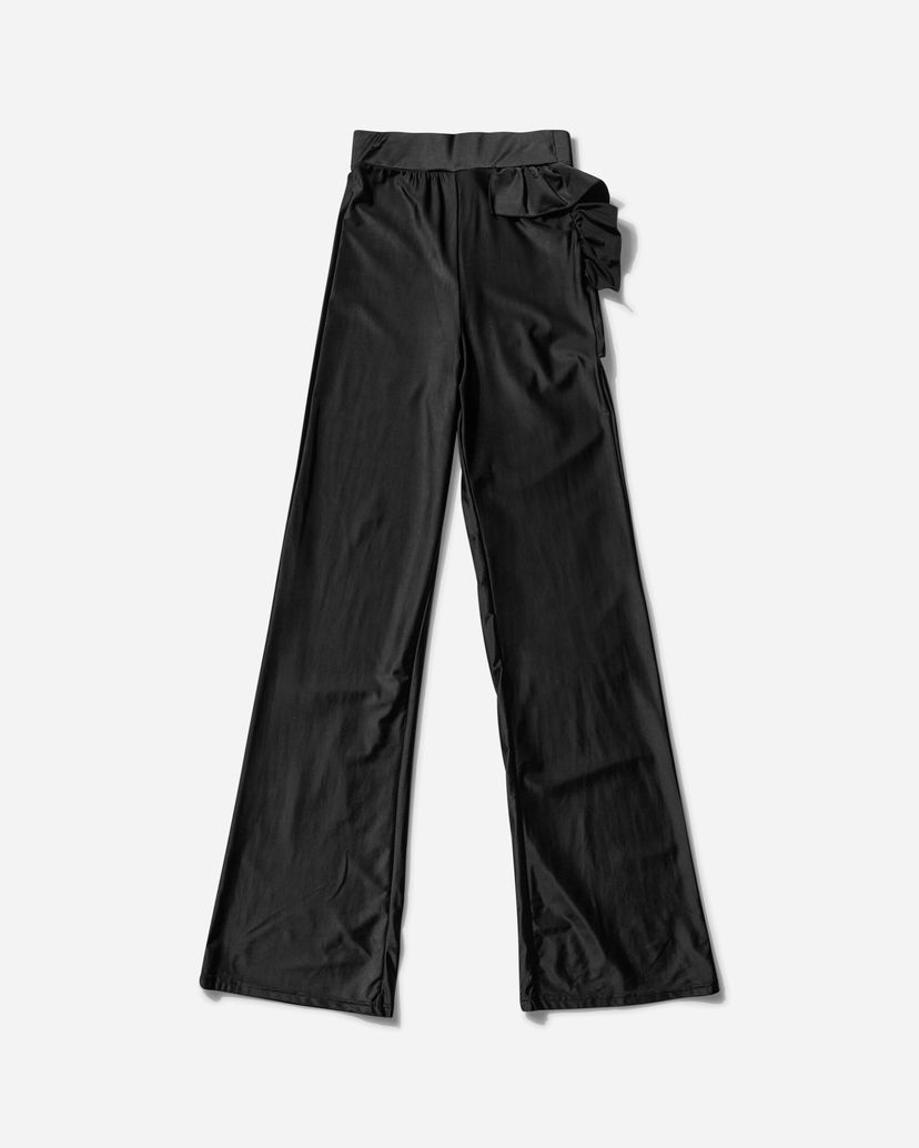 Byxor OpéraSPORT Alice Wide-Leg Pants with Ruffle Detail Svart | SS25-A37 BLK