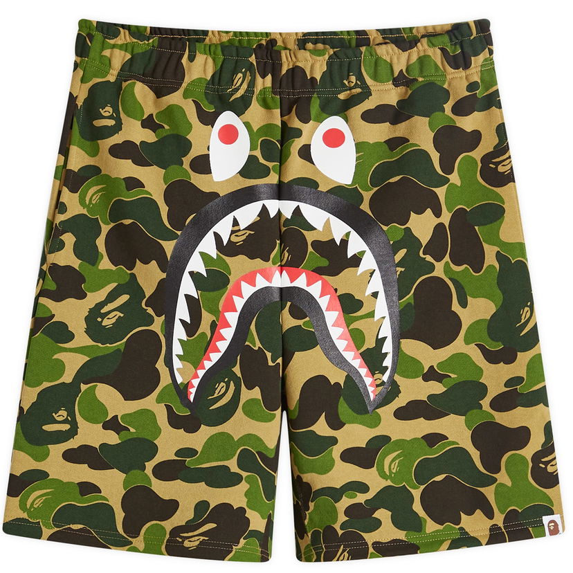 Shorts BAPE A Bathing Ape Men's ABC Camo Shark Sweat Shorts in Green, Size Large | END. Clothing Flerfärgad | 001SPK301001M-GRN