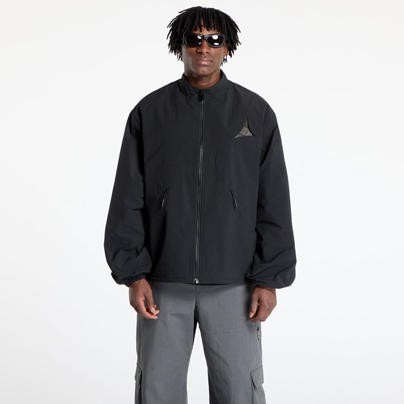Vindjacka HELIOT EMIL HELIOT EMIL Surtsey Windbreaker Svart | PREAW25_M_02_154_BLK01_CO