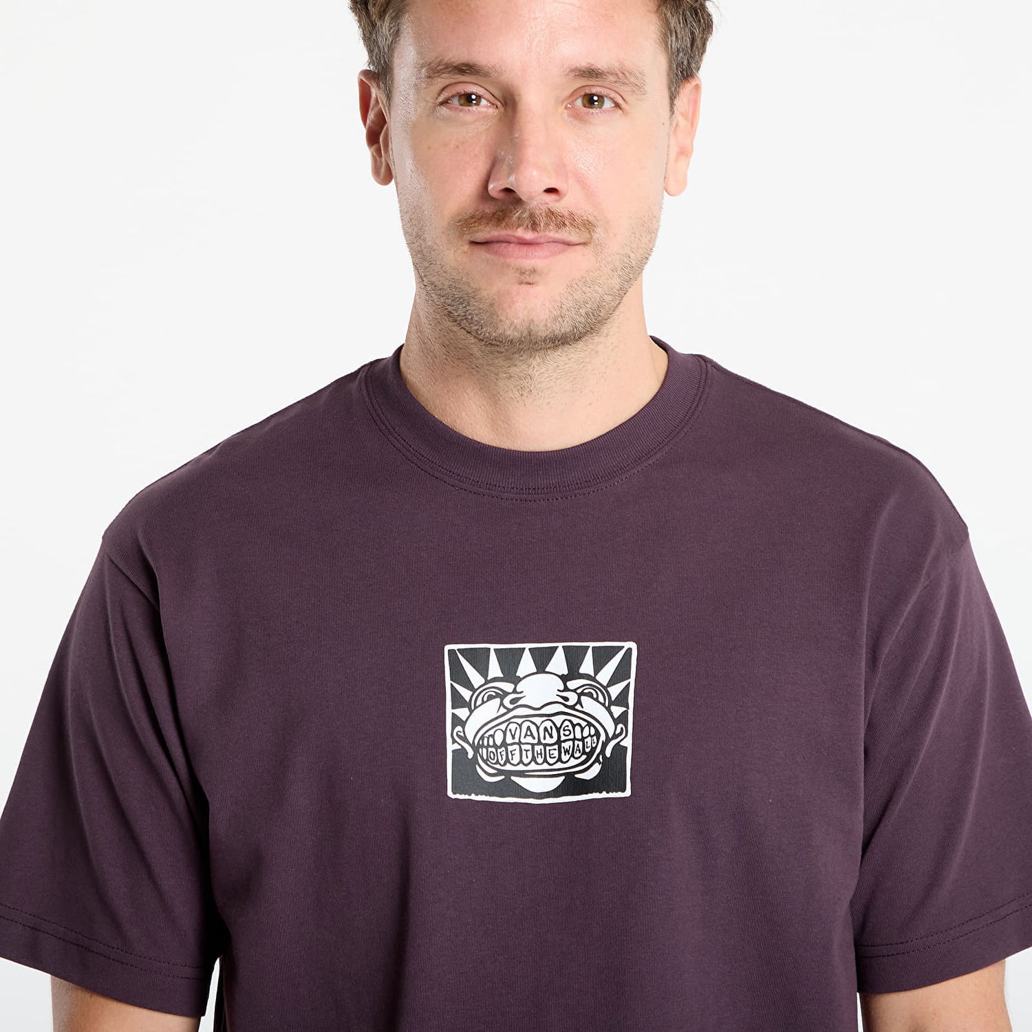 T-shirt Vans Vans Mouf Loose Fit T-Shirt Purpur | VN000RD8EMS1, 1