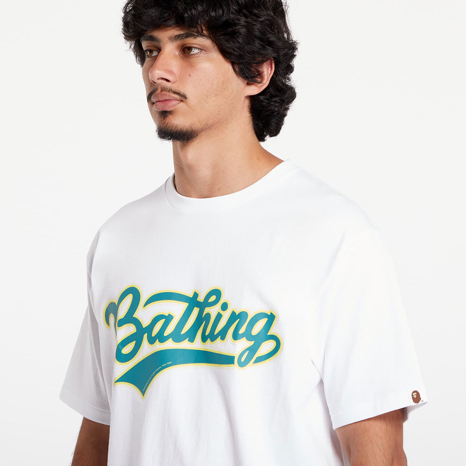 T-shirt BAPE A Bathing Ape Men's Varsity Baseball Logo T-Shirt in White, Size Large | END. Clothing Vit | 001TEK301046M-WHT, 1