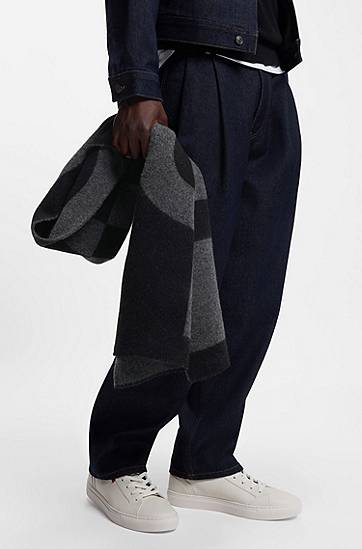 Halsduk BOSS Wool-blend scarf with stacked logos Flerfärgad | 50524767, 1