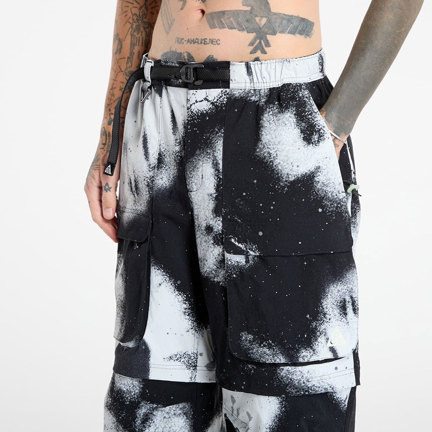 Cargo byxor Nike ACG ACG Smith Summit UV-Protective Repel Pants Flerfärgad | HV1129-060, 1