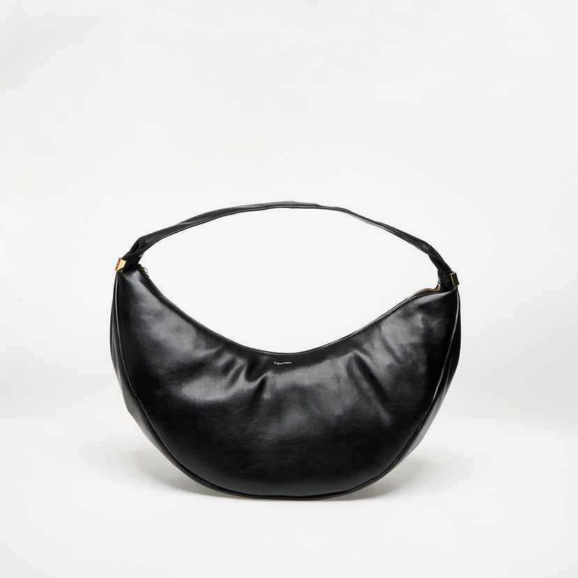 Handväska CALVIN KLEIN Calvin Klein Pinched Soft Crescen Bag Svart | LV04F3009G UB1
