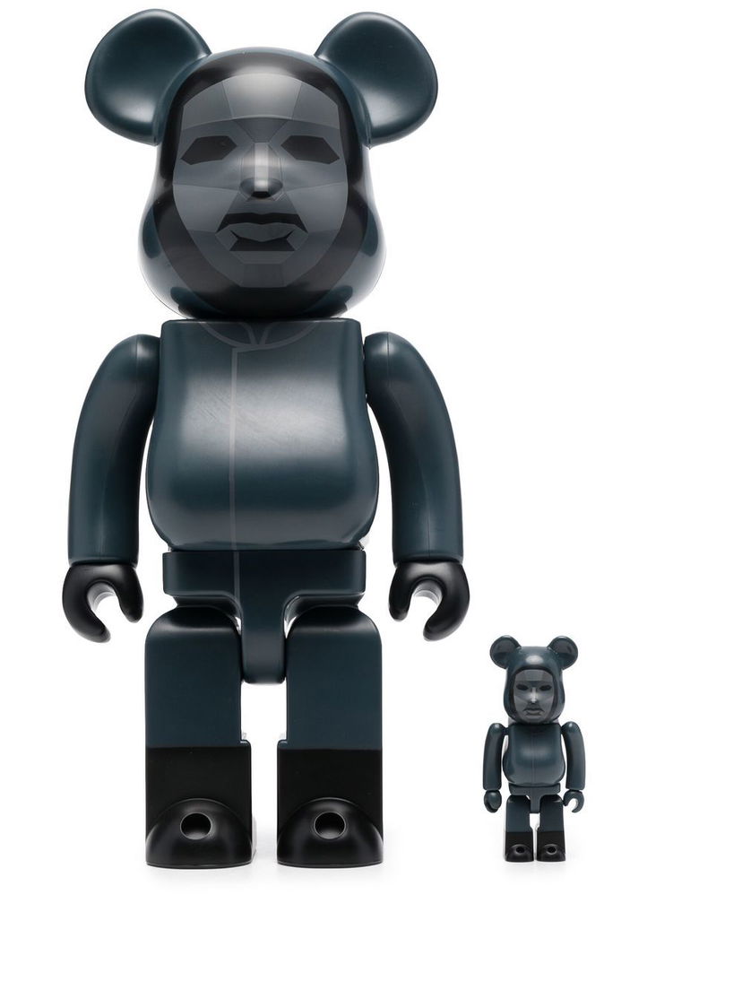 Samlarobjekt Medicom Toy Squid Game Frontman 100% and 400% figure set - Black Svart | 14SQUIDFRONTFMULTI19309556