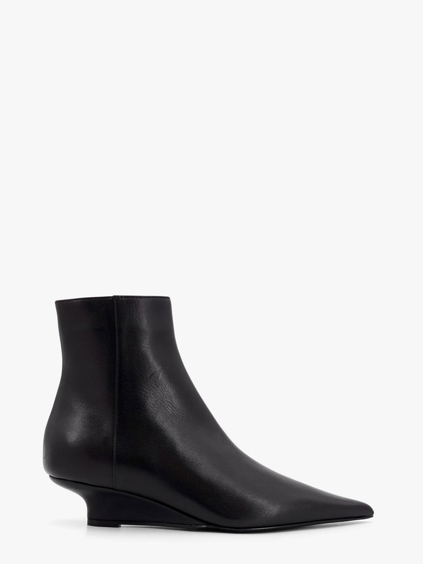 Sneakers och skor TOTEME Kitten Heel Ankle Boots by Toteme Svart | 251WAS0171LE0103001