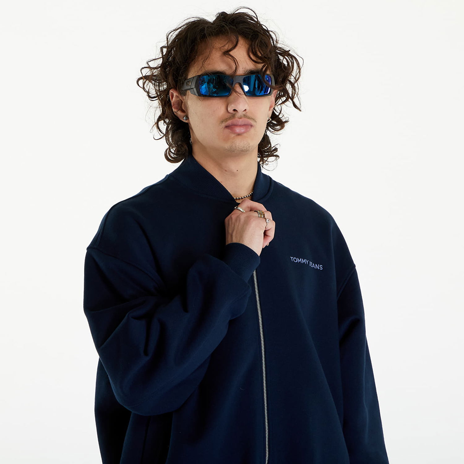 Sweatshirt Tommy Hilfiger bomber Tommy Jeans Boxy New Classics Bomber Svart | DM0DM18406 C1G, 1