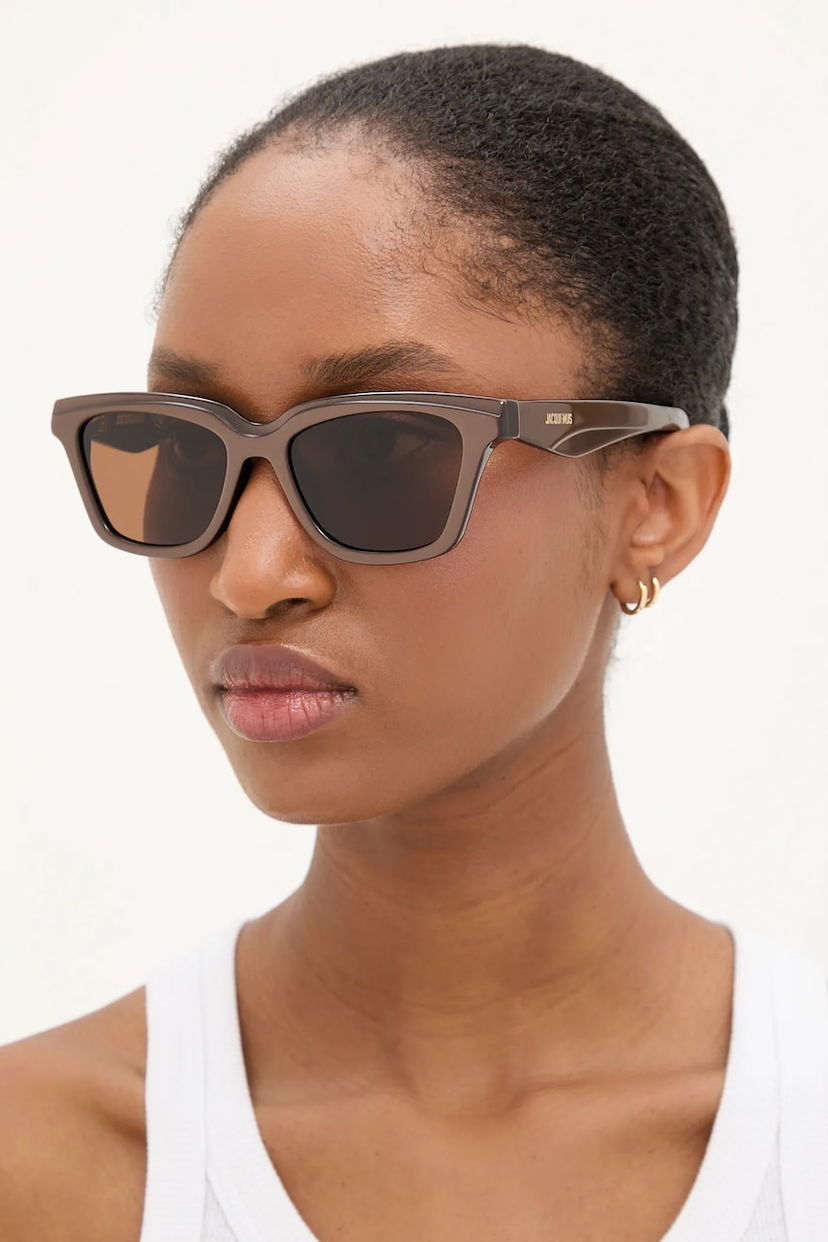 Solglasögon Jacquemus Jacquemus CARRE Sunglasses Brun | JAC109C1SUN