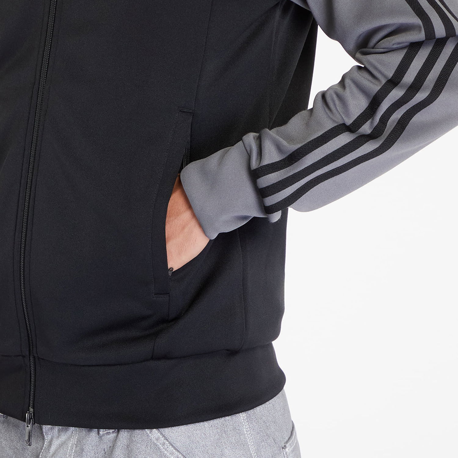 Sweatshirt adidas Originals Sst Track Top Black/ Grey Four Svart | IY9858, 1