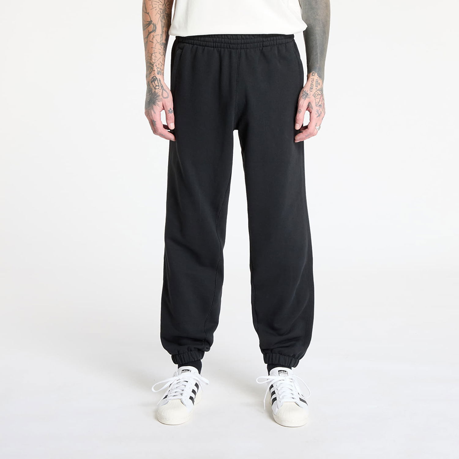 Träningsbyxor adidas Originals Premium Essentials Sweatpants Svart | JC9575, 0