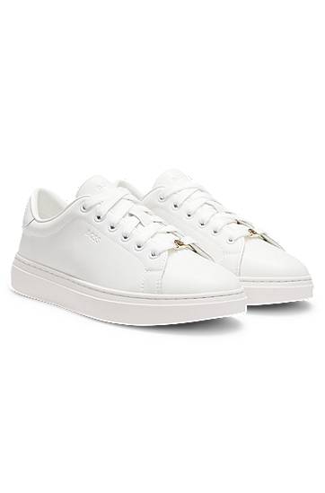 Kläder och accessoarer BOSS Embossed Logo Leather Vit | 50548110, 0