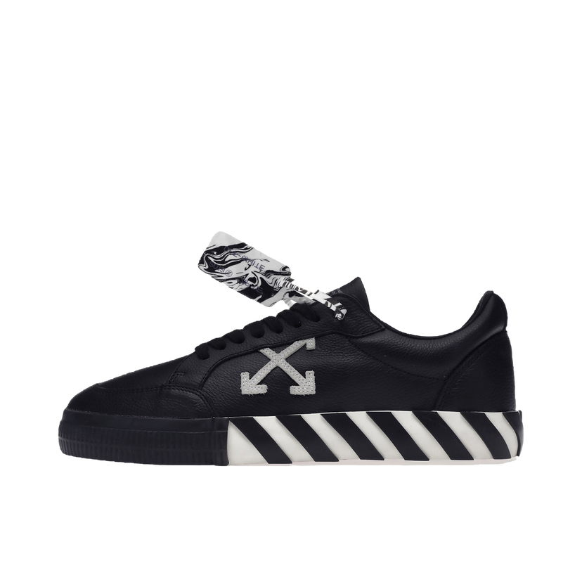 Sneakers och skor Off-White Low Vulc "Black White" Svart | OMIA085E20LEA0011001