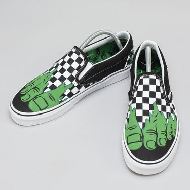 Sneakers och skor Vans Classic Slip-On Marvel hulk / Checkerboard Svart | VA38F7U44, 2