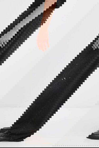 Jeans Maison Margiela MM6 Maison Margiela Wide-Leg Distressed Paint Splatter Jeans with Front Seam Detail Svart | SH0LA0011.M30011.966, 1