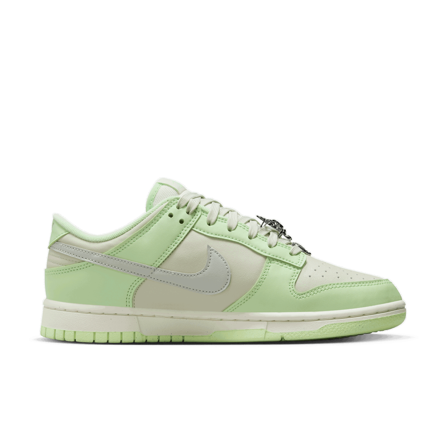 Sneakers och skor Nike Dunk Low SE Sea Glass W Grön | FN6344-001, 1